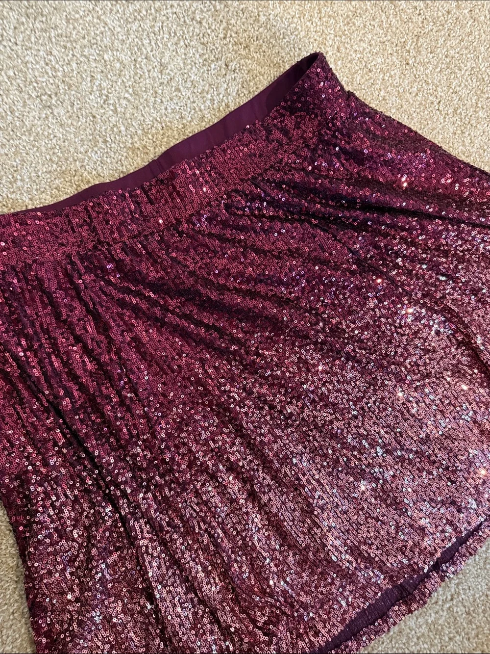 NWT Torrid Sequined Wine Red Skater Skirt - Picture 3 of 3